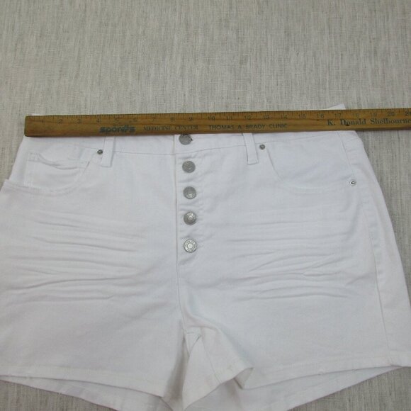 Time and Tru Jean Shorts Womens 16 White Denim Comfort‎ Fit Button Fly Outdoor - Picture 5 of 8